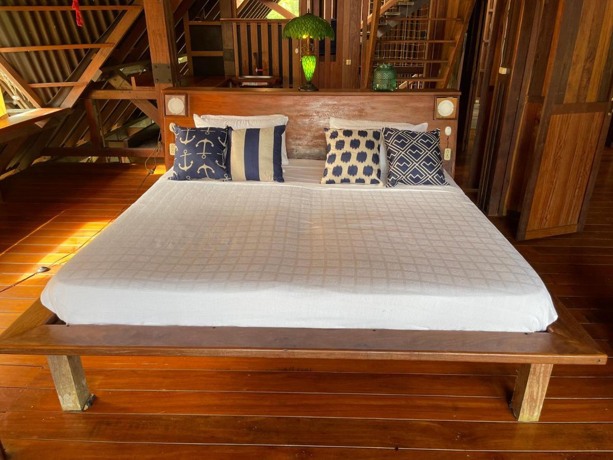 La Kuka Hotel - Nuqui Ngoại thất bức ảnh