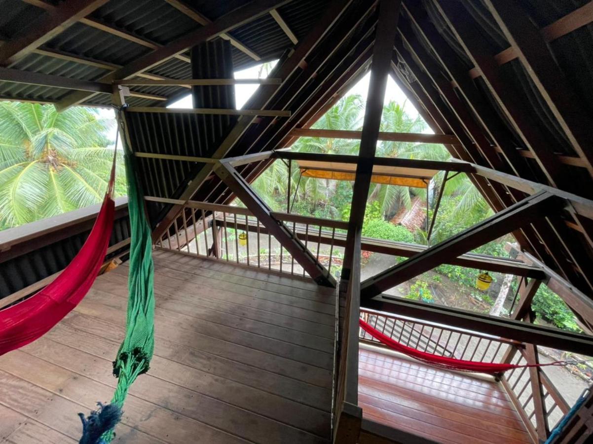 La Kuka Hotel - Nuqui Ngoại thất bức ảnh